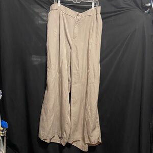 GUC Torrid Light tan linen blend Zip button Dress Pants 26R